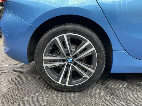 BMW SERIE 1 F40 - voiture d'occasion - Photo 25