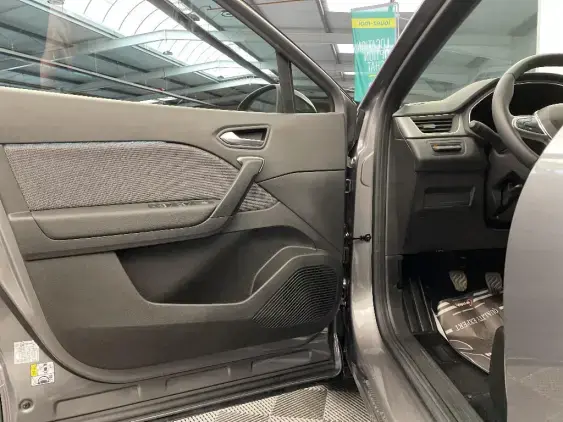 RENAULT CAPTUR II - voiture d'occasion - Photo 19