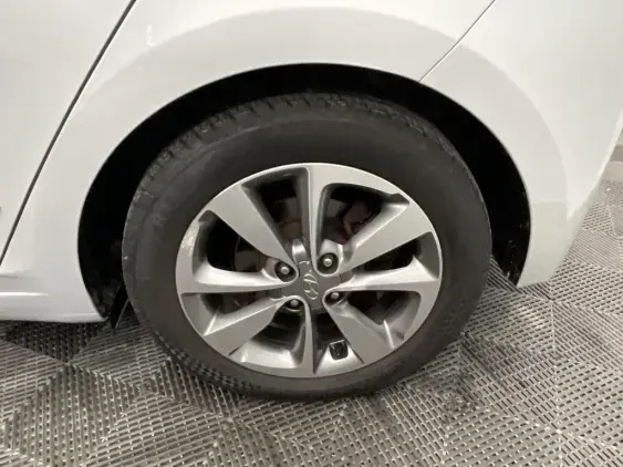 HYUNDAI i20 II - voiture d'occasion - Photo 24