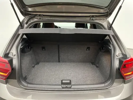 VOLKSWAGEN POLO VI - voiture d'occasion - Photo 16