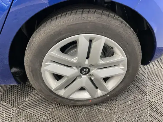 RENAULT CLIO V - voiture d'occasion - Photo 24