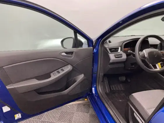 RENAULT CLIO V - voiture d'occasion - Photo 19