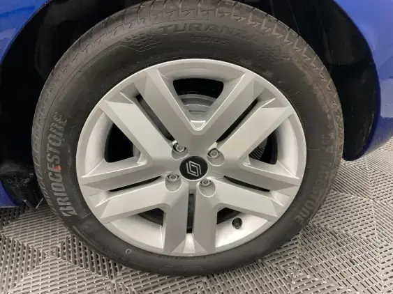 RENAULT CLIO V - voiture d'occasion - Photo 24