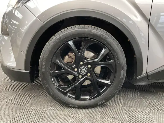 TOYOTA C-HR - voiture d'occasion - Photo 23