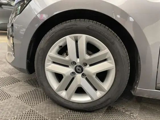 RENAULT CLIO V - voiture d'occasion - Photo 23