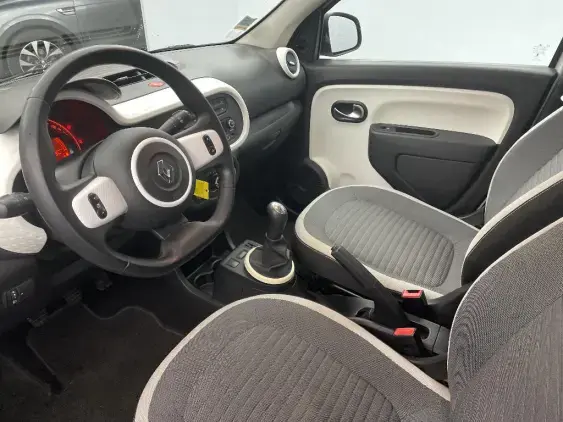 RENAULT TWINGO III - voiture d'occasion - Photo 18