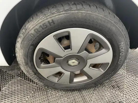 RENAULT TWINGO III - voiture d'occasion - Photo 24