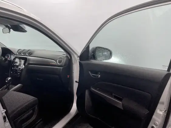 SUZUKI VITARA IV - voiture d'occasion - Photo 20