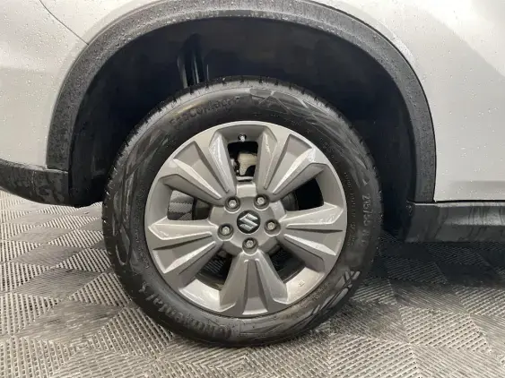 SUZUKI VITARA IV - voiture d'occasion - Photo 25