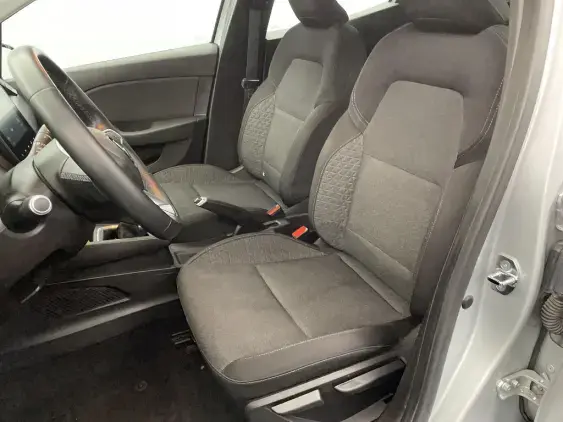 RENAULT CLIO V - voiture d'occasion - Photo 17