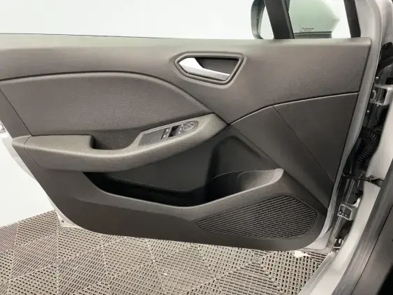 RENAULT CLIO V - voiture d'occasion - Photo 18