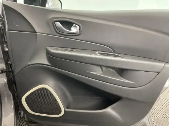 RENAULT CAPTUR - voiture d'occasion - Photo 20