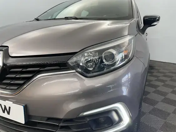 RENAULT CAPTUR - voiture d'occasion - Photo 22