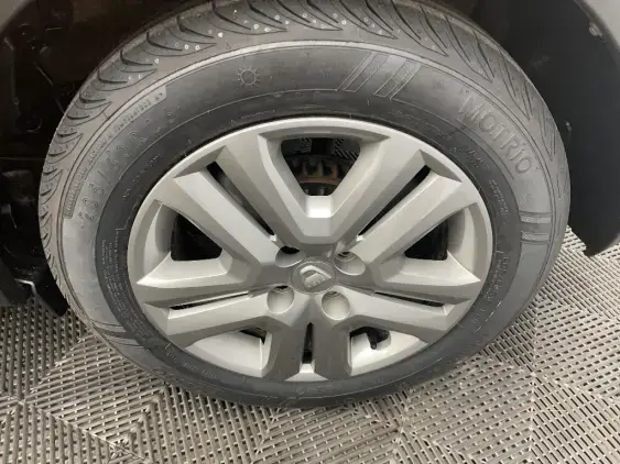 DACIA SANDERO III - voiture d'occasion - Photo 24