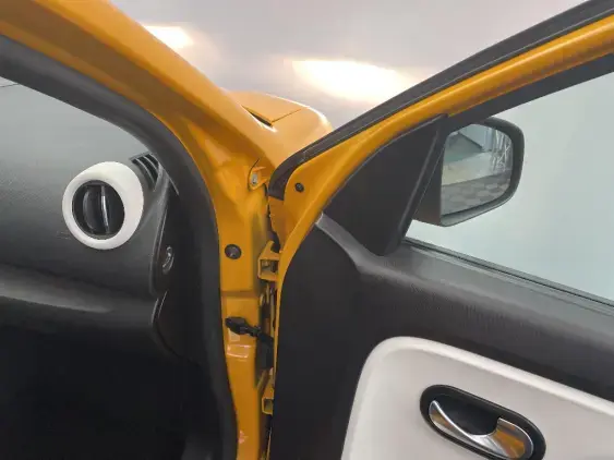 RENAULT TWINGO III - voiture d'occasion - Photo 20