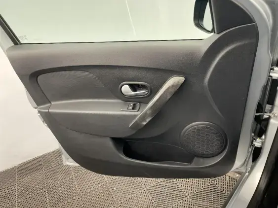 DACIA SANDERO II - voiture d'occasion - Photo 19