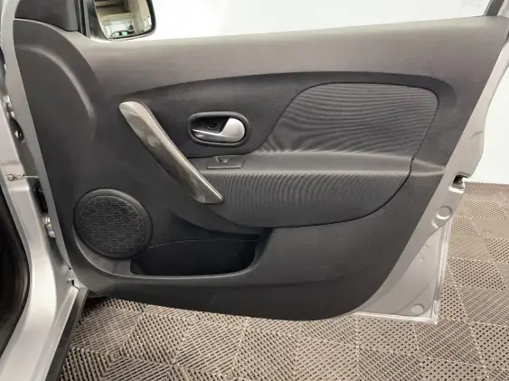 DACIA SANDERO II - voiture d'occasion - Photo 20