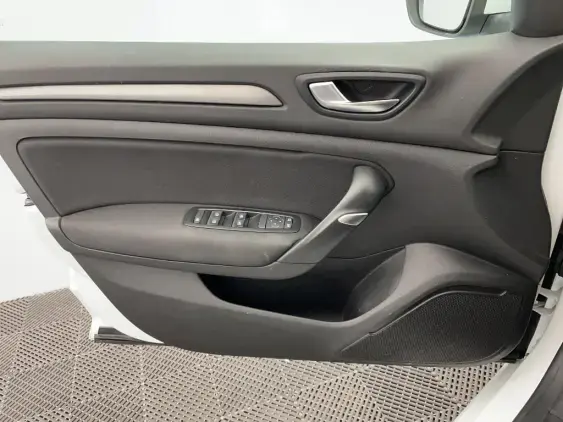 RENAULT MEGANE STE IV - voiture d'occasion - Photo 19