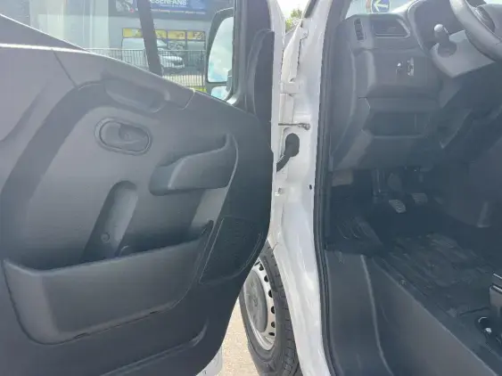 RENAULT MASTER III - voiture d'occasion - Photo 19