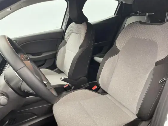 RENAULT CLIO V - voiture d'occasion - Photo 18