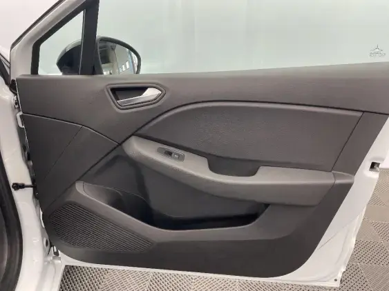 RENAULT CLIO V - voiture d'occasion - Photo 20