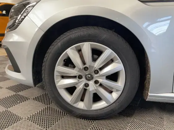 RENAULT MEGANE ESTATE IV - voiture d'occasion - Photo 23