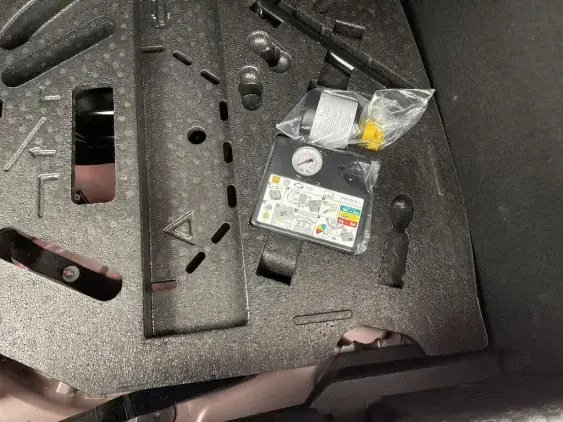 RENAULT CLIO V - voiture d'occasion - Photo 17