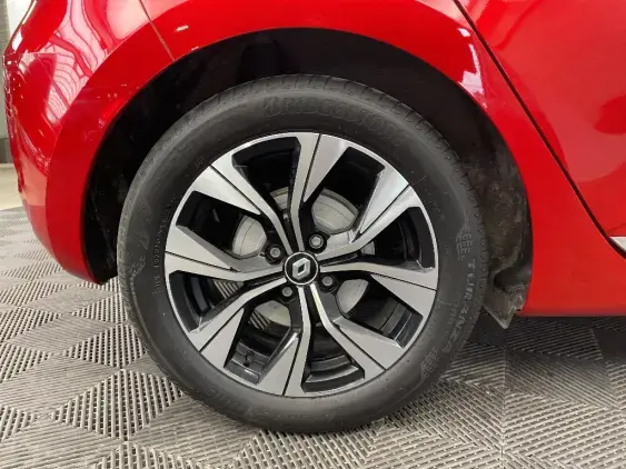 RENAULT CLIO V - voiture d'occasion - Photo 25