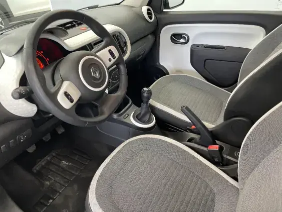 RENAULT TWINGO III - voiture d'occasion - Photo 18