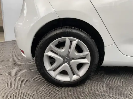 RENAULT ZOE - voiture d'occasion - Photo 25