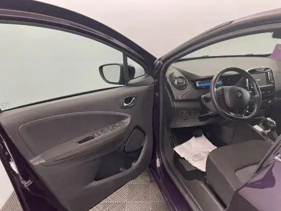 RENAULT ZOE - voiture d'occasion - Photo 19