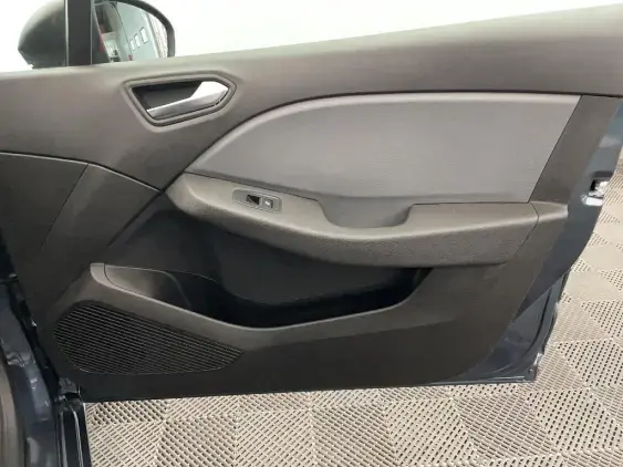 RENAULT CLIO V - voiture d'occasion - Photo 20