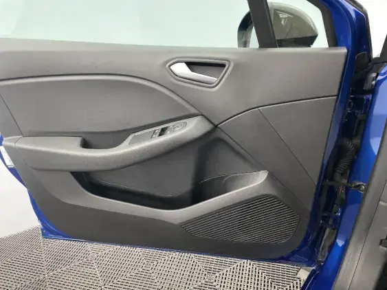 RENAULT CLIO V - voiture d'occasion - Photo 19