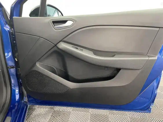 RENAULT CLIO V - voiture d'occasion - Photo 20