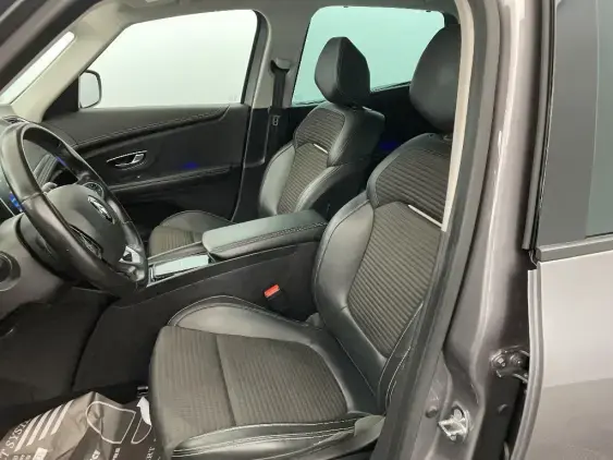 RENAULT SCENIC IV - voiture d'occasion - Photo 18