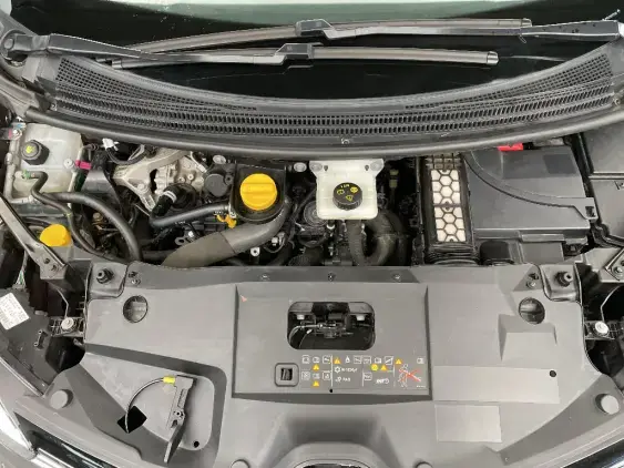 RENAULT SCENIC IV - voiture d'occasion - Photo 21