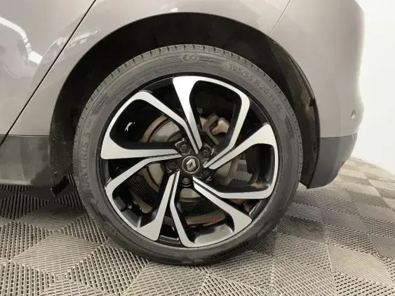 RENAULT SCENIC IV - voiture d'occasion - Photo 24