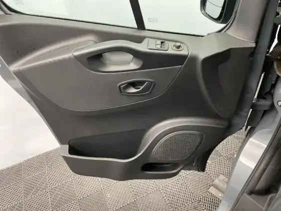 RENAULT TRAFIC NAVETTE III - voiture d'occasion - Photo 19