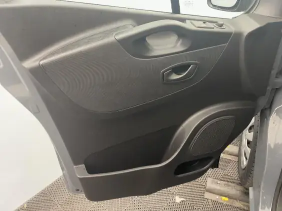 RENAULT TRAFIC NAVETTE III - voiture d'occasion - Photo 19