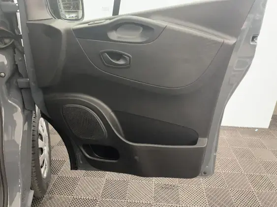 RENAULT TRAFIC NAVETTE III - voiture d'occasion - Photo 20