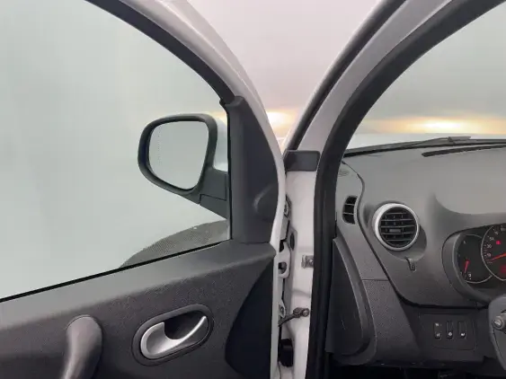 RENAULT KANGOO II - voiture d'occasion - Photo 19