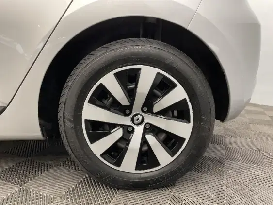 RENAULT CLIO V - voiture d'occasion - Photo 24