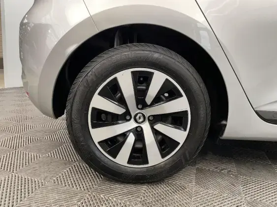 RENAULT CLIO V - voiture d'occasion - Photo 25