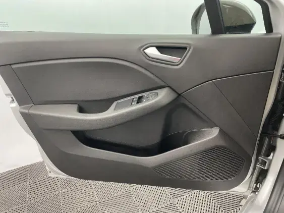 RENAULT CLIO V - voiture d'occasion - Photo 19