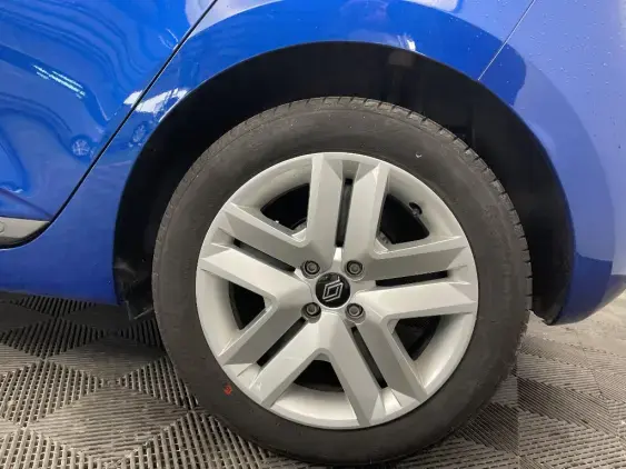 RENAULT CLIO V - voiture d'occasion - Photo 24