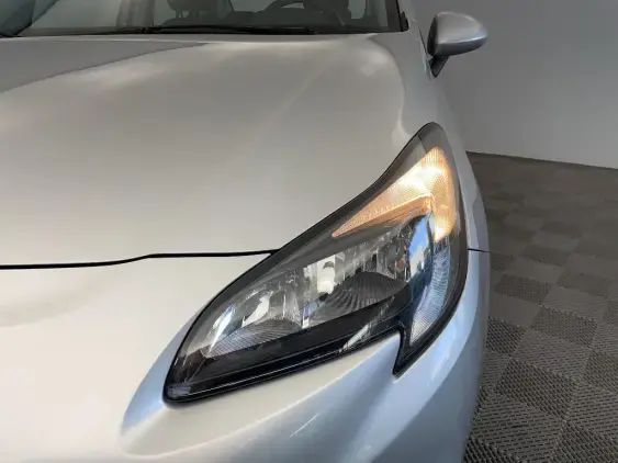 OPEL CORSA E - voiture d'occasion - Photo 22