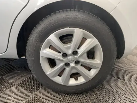 OPEL CORSA E - voiture d'occasion - Photo 24