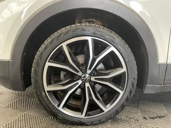 VOLKSWAGEN T-CROSS - voiture d'occasion - Photo 23