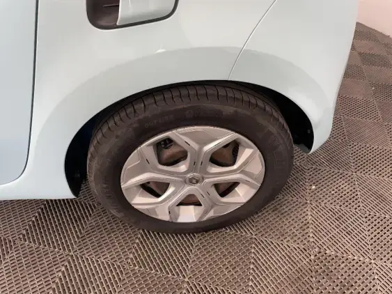 RENAULT TWINGO III - voiture d'occasion - Photo 21