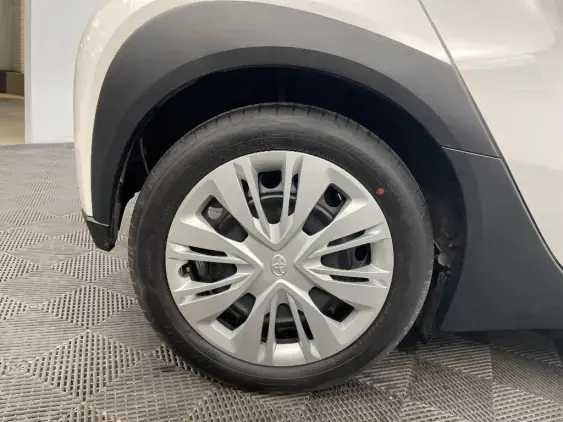 TOYOTA AYGO X - voiture d'occasion - Photo 25